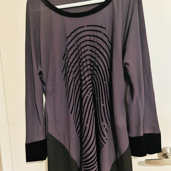 Beautiful Black Dressy "Mat. Brand" Tunic - Picture 2 of 7